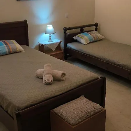 Nyaraló Hv House *