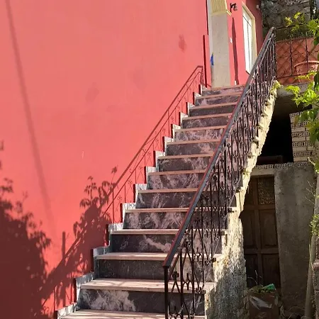 Hv House Nyaraló